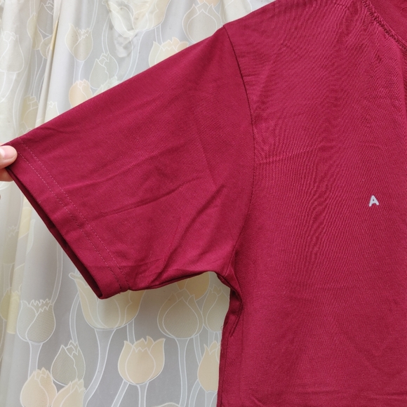[NEW] Maroon cotton tshirt - Picture 4 of 8